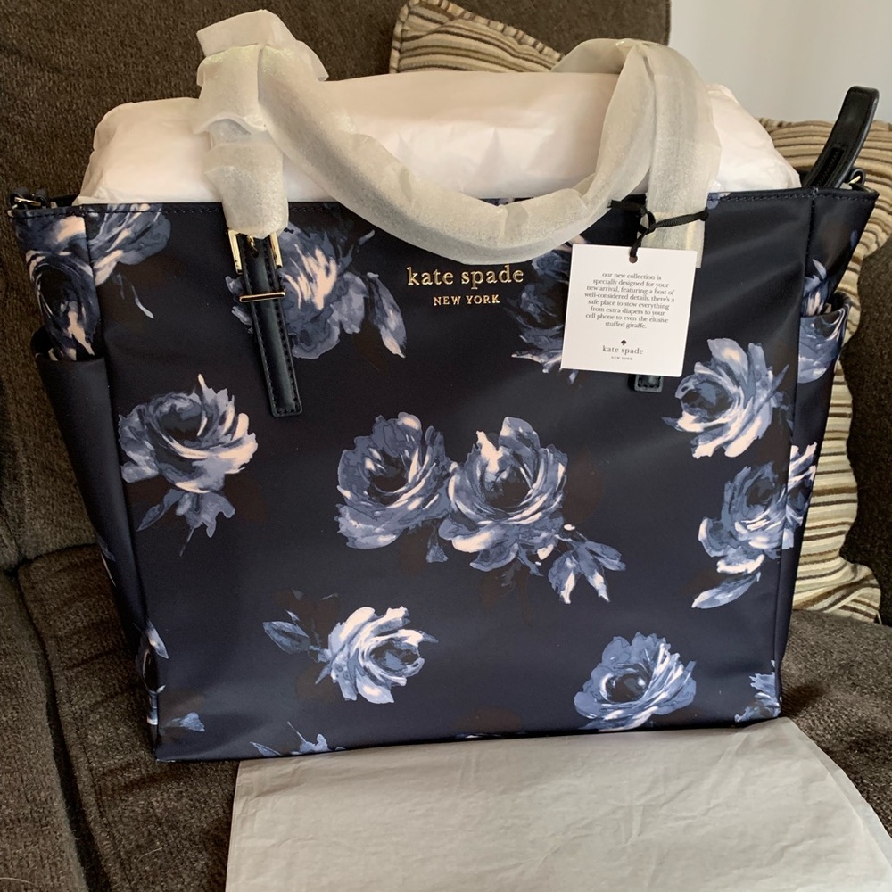 authentic Kate Spade Nylon/Leather Baby Bag/Tote🦋 - Picture 3 of 8
